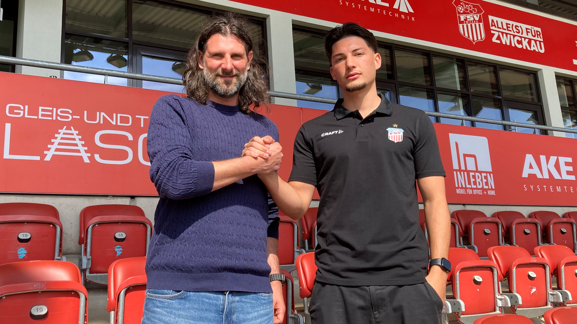 MITTELFELDSPIELER VIEIRA UNTERSCHREIBT BEIM FSV ZWICKAU